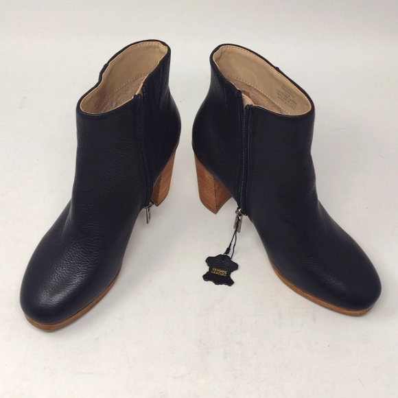 American Rag Women's Hayes Leather Block Heel Boots - Picture 7 of 10